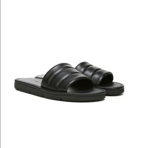 NIB Vince Olina black Leather Sandals - Size 9 - New w/box